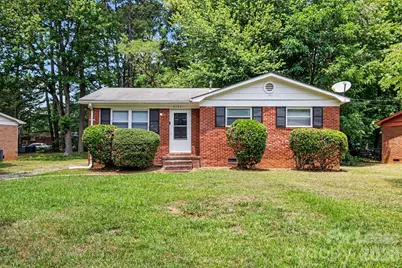 9131 Feldbank Drive, Charlotte, NC 28216 - Photo 1