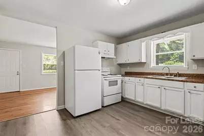 9131 Feldbank Drive, Charlotte, NC 28216 - Photo 4