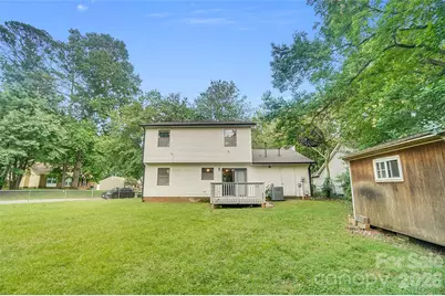 900 Highland Mist Lane, Charlotte, NC 28215 - Photo 38