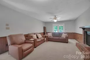 900 Highland Mist Ln, Charlotte, NC 28215 - Photo 14