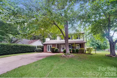 900 Highland Mist Lane, Charlotte, NC 28215 - Photo 2