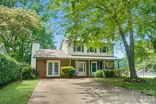 900 Highland Mist Ln, Charlotte, NC 28215 - Photo 1