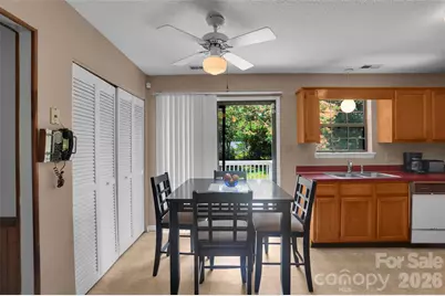 900 Highland Mist Lane, Charlotte, NC 28215 - Photo 12