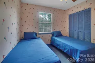 900 Highland Mist Ln, Charlotte, NC 28215 - Photo 28