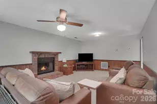 900 Highland Mist Ln, Charlotte, NC 28215 - Photo 16