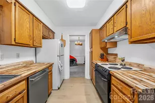 8349 Norcroft Dr, Charlotte, NC 28269 - Photo 12