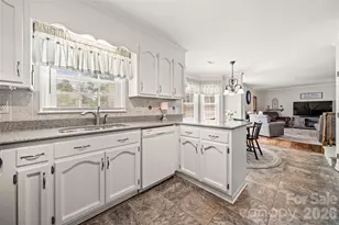 1401 Rivermont Dr, Gastonia, NC 28054 - Photo 22