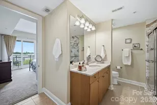 4620 Piedmont Row Dr, Charlotte, NC 28210 - Photo 20