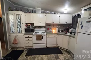 1694 Roy Caldwell St, Morganton, NC 28655 - Photo 34
