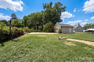 308 School St, Rockwell, NC 28138 - Photo 6
