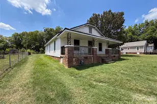 308 School St, Rockwell, NC 28138 - Photo 2
