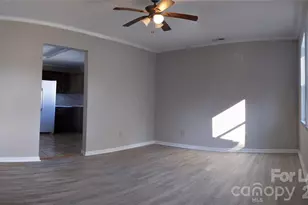 107 Hill Top Ln, Clover, SC 29710 - Photo 2