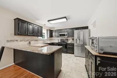 1032 30th Avenue Lane NE, Hickory, NC 28601 - Photo 18