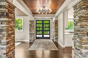 233 Tanglewood Ln, Saluda, NC 28773 - Photo 2
