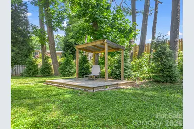 2 Bevlyn Drive, Asheville, NC 28803 - Photo 8