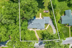 2 Bevlyn Dr, Asheville, NC 28803 - Photo 12