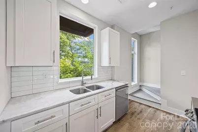 840 E 18th Street #B, Charlotte, NC 28205 - Photo 10