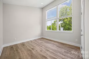 840 E 18th St, Charlotte, NC 28205 - Photo 18