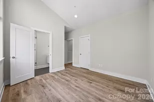 840 E 18th St, Charlotte, NC 28205 - Photo 20