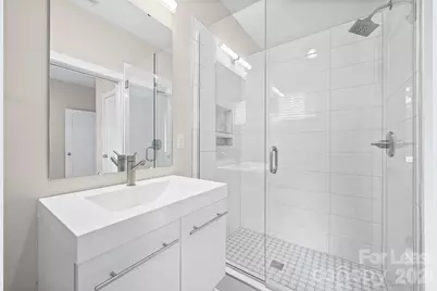 840 E 18th Street #D, Charlotte, NC 28205 - Photo 4