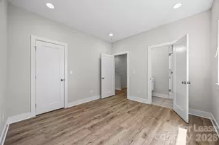 840 E 18th St, Charlotte, NC 28205 - Photo 16
