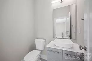 840 E 18th St, Charlotte, NC 28205 - Photo 8