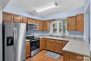 743 Kyles Creek Rd, Hendersonville, NC 28792 - Photo 22