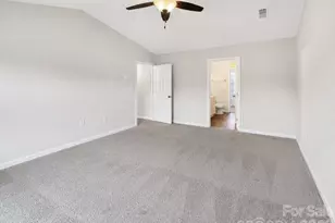 220 Hunslet Cir, Charlotte, NC 28206 - Photo 8