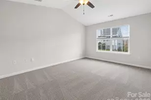 220 Hunslet Cir, Charlotte, NC 28206 - Photo 12