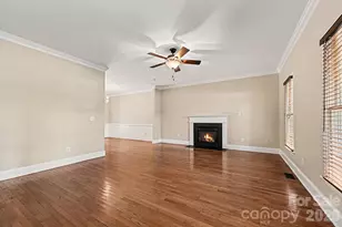 10403 Persimmon Creek Dr, Charlotte, NC 28227 - Photo 6