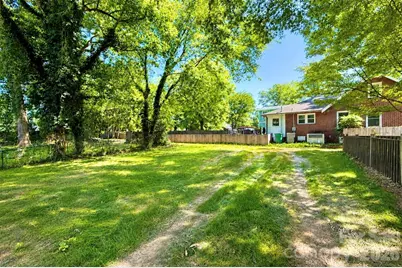 2204 Rozzelles Ferry Road, Charlotte, NC 28208 - Photo 24