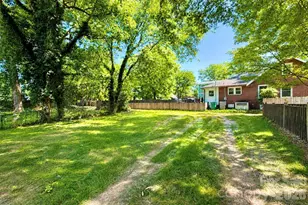 2204 Rozzelles Ferry Rd, Charlotte, NC 28208 - Photo 24