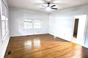 1129 W 5th Ave, Gastonia, NC 28052 - Photo 4