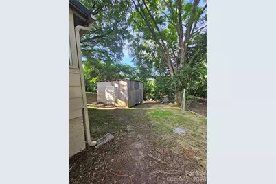 1129 W 5th Avenue, Gastonia, NC 28052 - Photo 20
