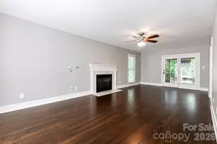 25012 Molokai Dr, Fort Mill, SC 29708 - Photo 6