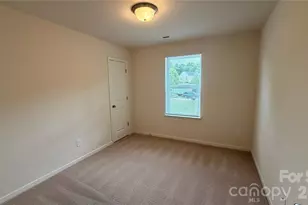 2602 Meadow Knoll Dr, Charlotte, NC 28269 - Photo 8