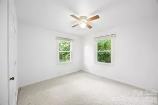 611 W Lewis St, Dallas, NC 28034 - Photo 30