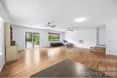 611 W Lewis Street, Dallas, NC 28034 - Photo 22