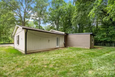 611 W Lewis Street, Dallas, NC 28034 - Photo 34