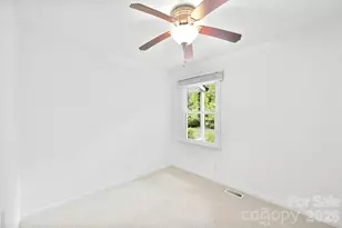 611 W Lewis St, Dallas, NC 28034 - Photo 24