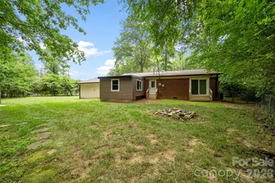 611 W Lewis Street, Dallas, NC 28034 - Photo 32