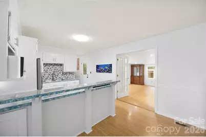 611 W Lewis Street, Dallas, NC 28034 - Photo 10