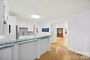 611 W Lewis St, Dallas, NC 28034 - Photo 10