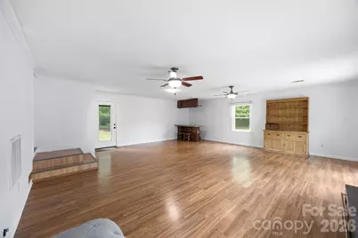 611 W Lewis Street, Dallas, NC 28034 - Photo 20