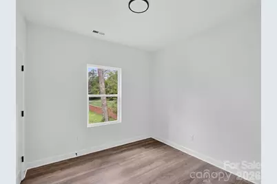 417 8th Street Drive SW, Hickory, NC 28602 - Photo 22