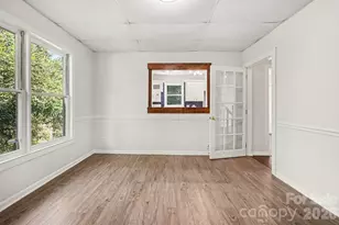 1402 1st Ave Pl NW, Hickory, NC 28601 - Photo 16