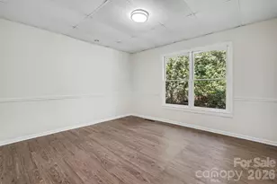 1402 1st Ave Pl NW, Hickory, NC 28601 - Photo 14