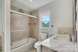 1402 1st Ave Pl NW, Hickory, NC 28601 - Photo 30