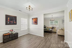 6908 Centerline Dr, Charlotte, NC 28278 - Photo 6