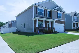 2005 Mariah Gln Ct, Charlotte, NC 28213 - Photo 1